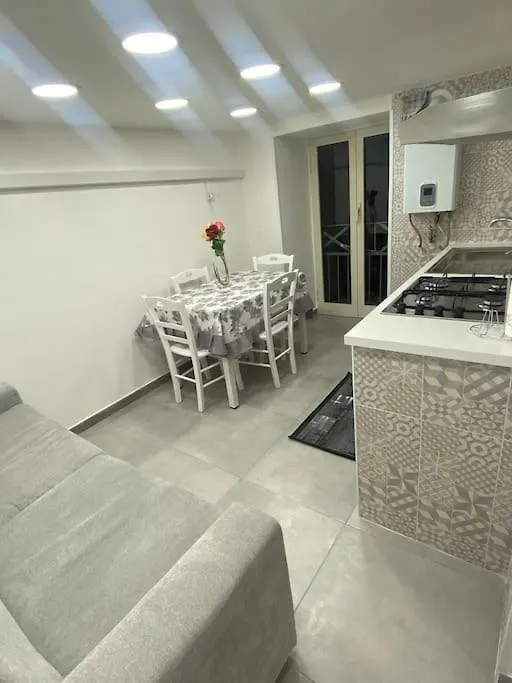 Holiday home Casa Regina Villa Naples Italy